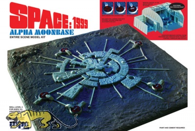 Space 1999 - Alpha Moonbase - Entire Scene Model Kit