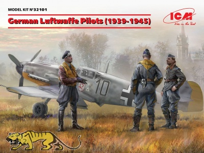 German Luftwaffe Pilots - 1939 - 1945 - 3 figures - 1/32