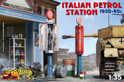 Italienische Zapfsäulen 1930 - 1940er Jahre / Italian Petrol Station 1930s - 1940s - 1:35