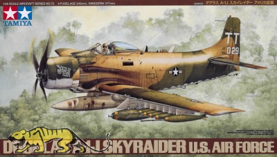 Douglas A-1J Skyraider - US Air Force - 1/48