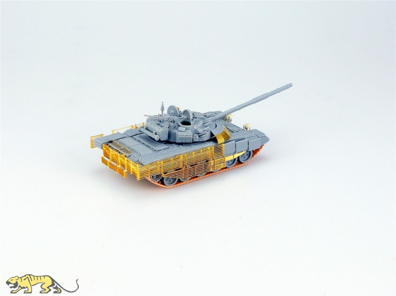 Modelcollect T 72b2 Rogatka Main Battle Tank 1 72 Ua705 Axels Modellbau Shop