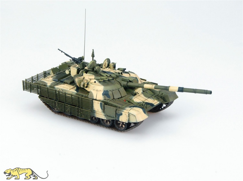 T 72b2 Rogatka Main Battle Tank 1 72 Modelcollect Ua705 Axels Modellbau Shop