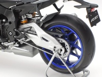 Yamaha YZF-R1M - 1:12