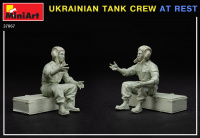 Ukrainian Tank Crew at Rest - 1/35