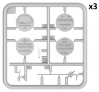 German Soldiers with Fuel Drums - 1/35