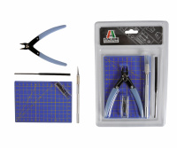 Plastic modelling tool set