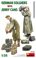 German Soldiers with Jerry Cans - 1/35