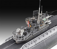 German Submarine Type IX C/40 - U-190 - 1/144