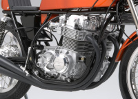 Honda CB750 Racing - Collectors Club Special / Masterwork Collection - Vorgefertigtes Premium Modell - 1:6