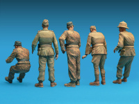 German Armored Car Crew - 1/35